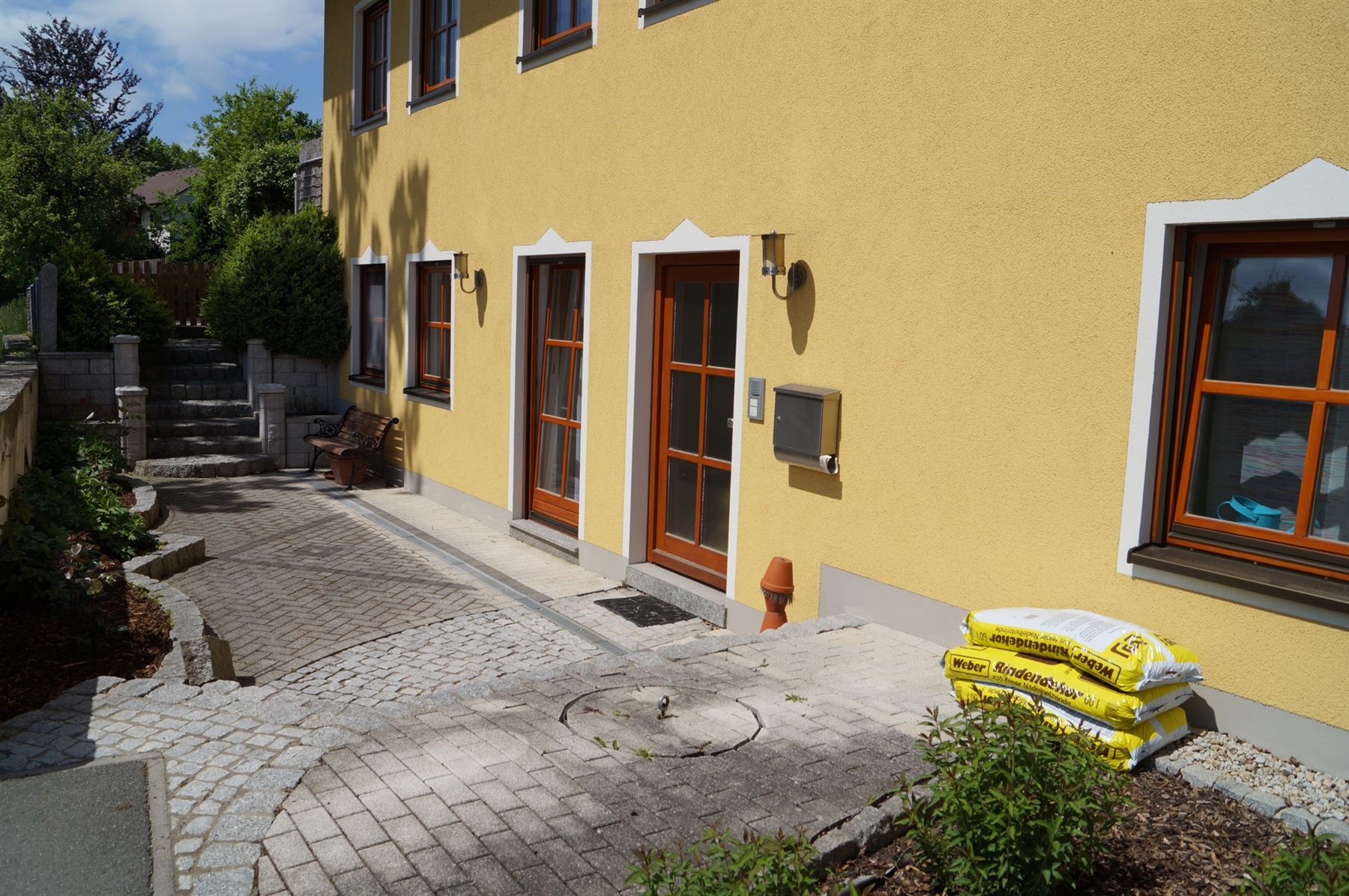Entrance and outdoor area